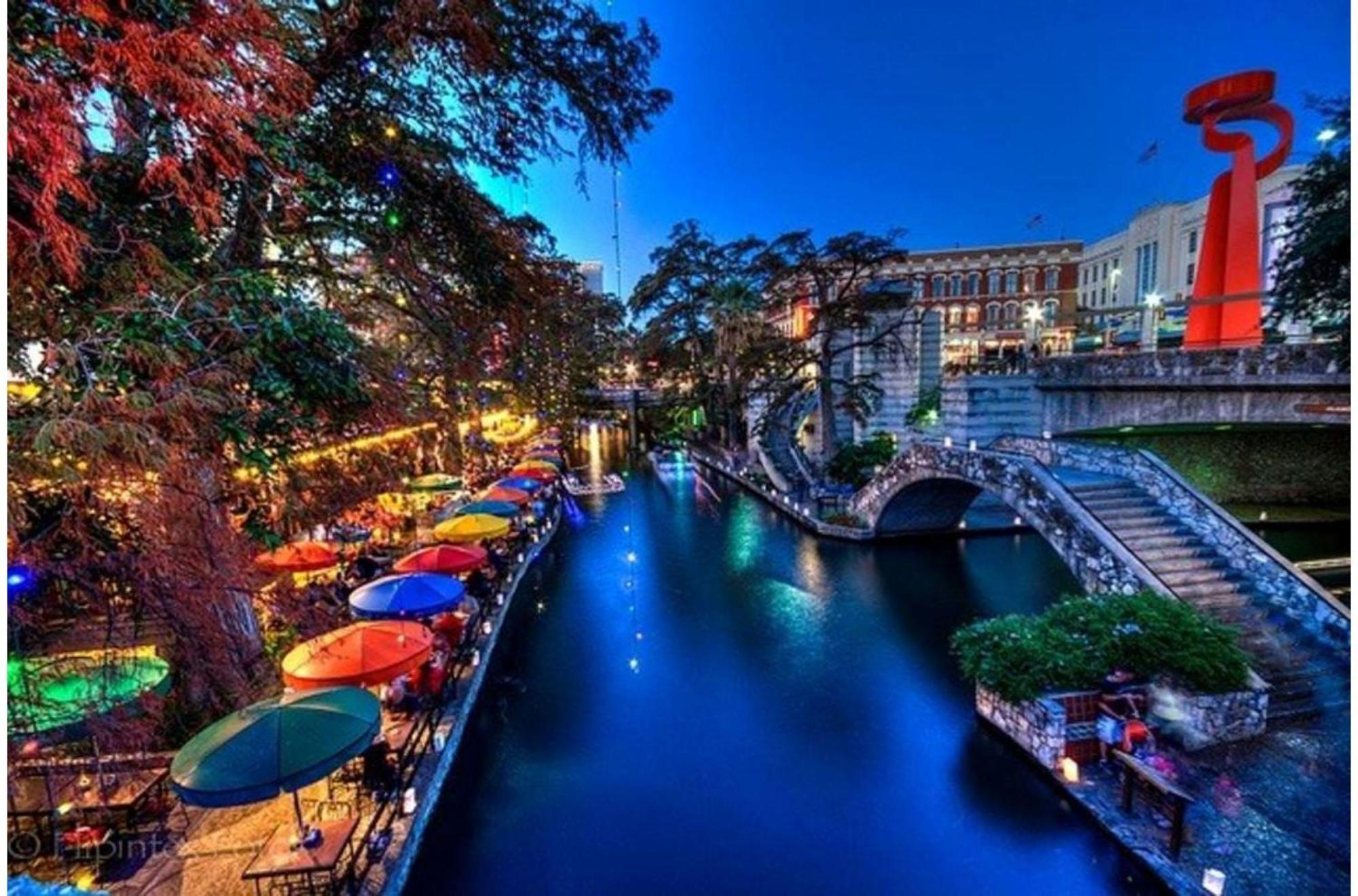 Blissful 5br3ba Haven Near Riverwalk Downtown