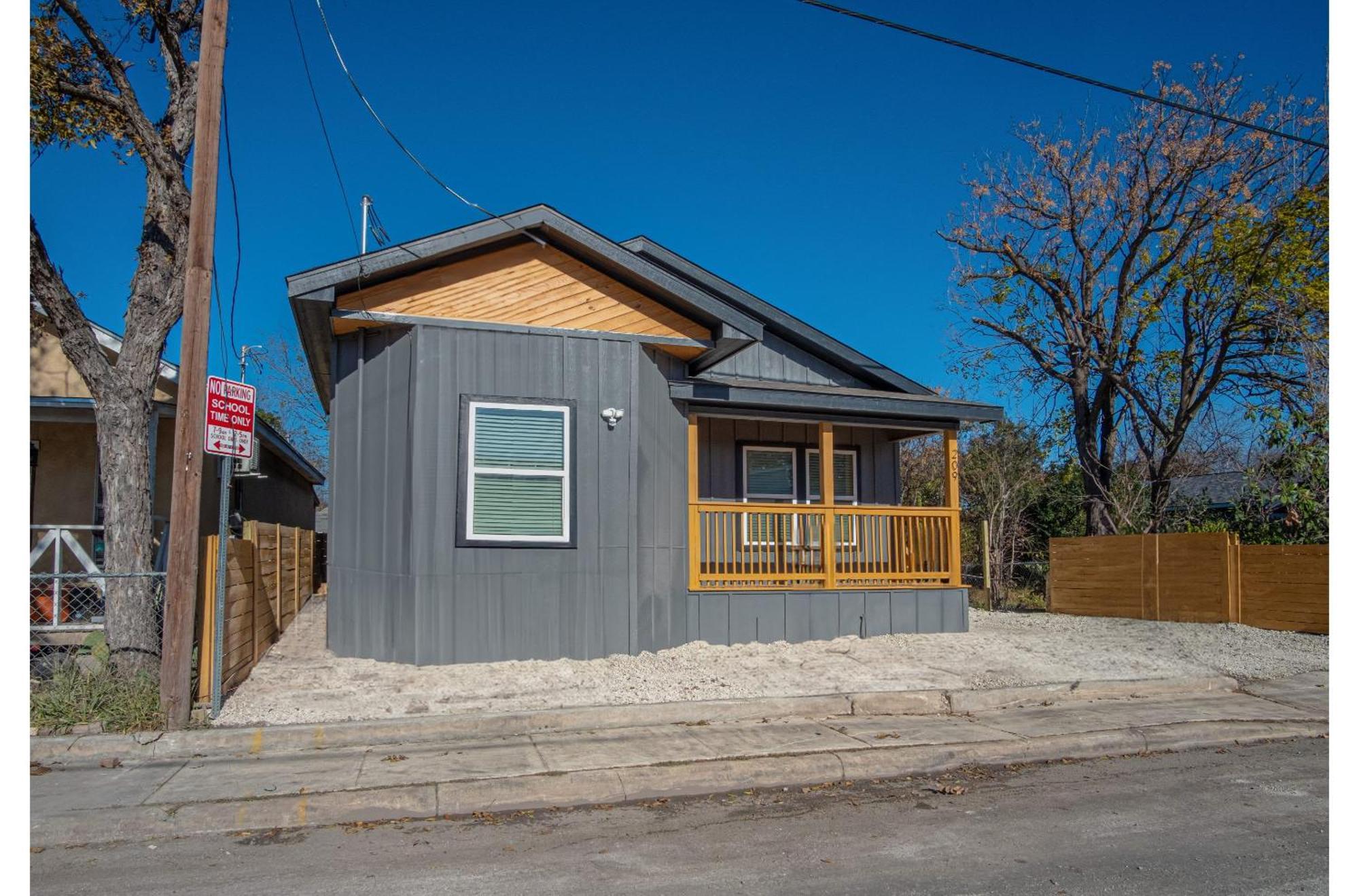 Blissful 5br3ba Haven Near Riverwalk Downtown