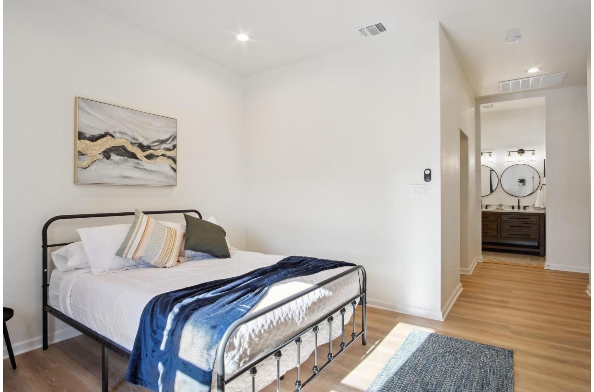 Blissful 5br3ba Haven Near Riverwalk Downtown